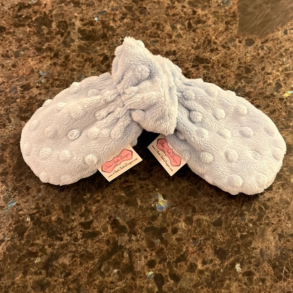 Baby Blue pull on Soft Fleece mittens by Bebe Bella Designs